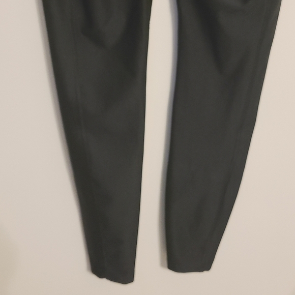 Nike | Women's Full Length Black Dri-Fit Athletic or Yoga Leggings (Size Small) - Picture 6 of 11